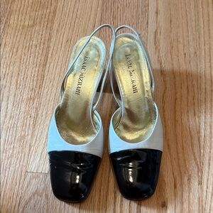 Isaac Mizrahi Black and Cream Women's Shoes 7B